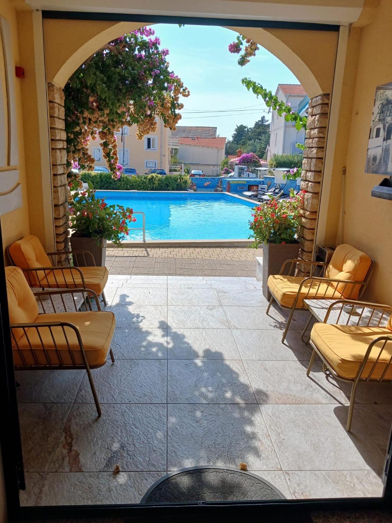 Ani Apartment Novalja