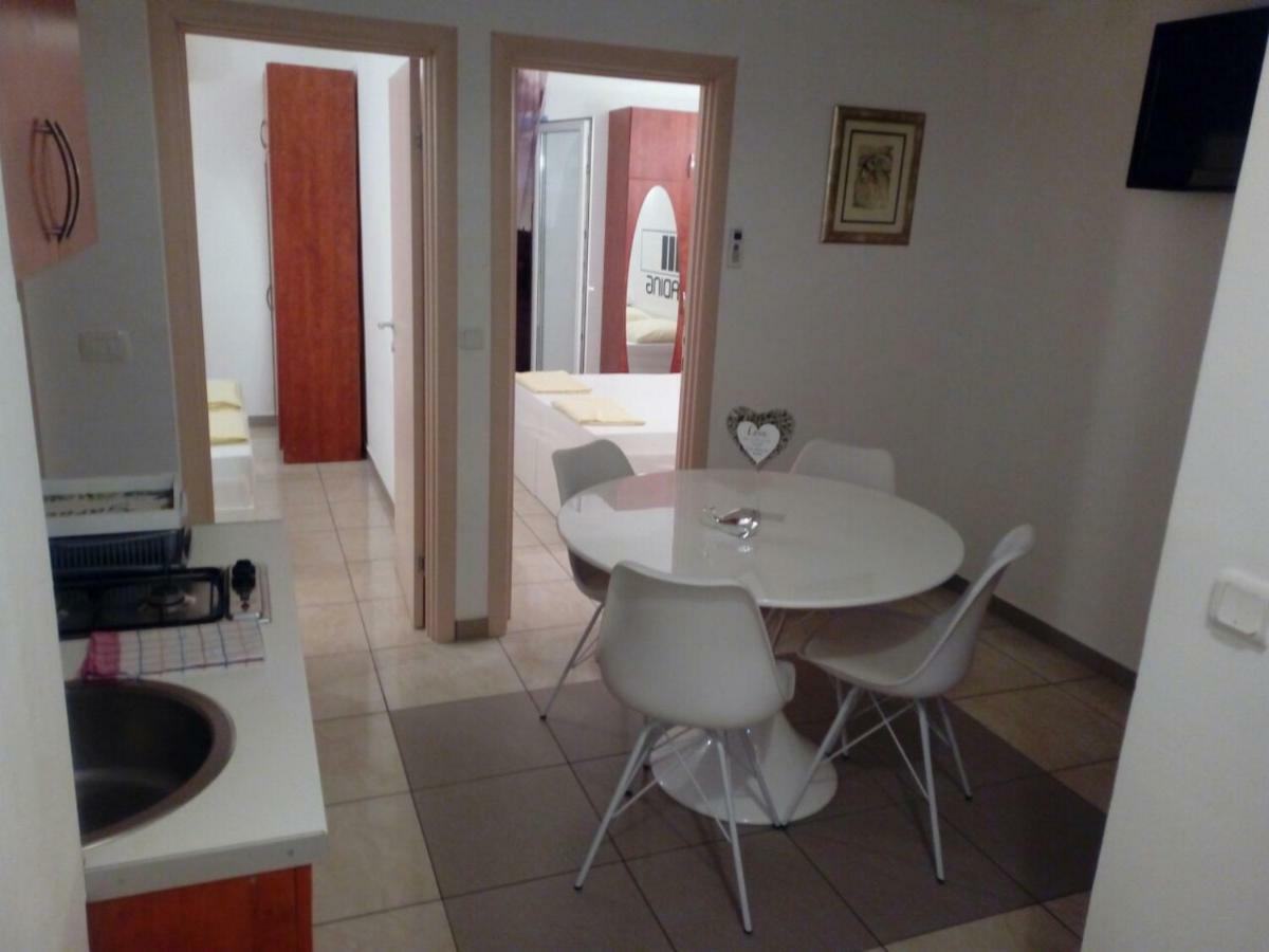 Ani Apartment Novalja